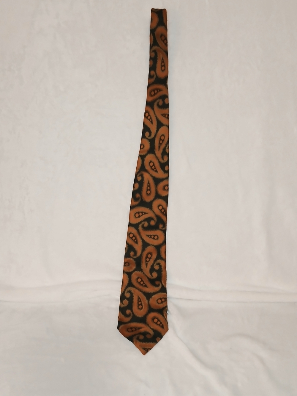 Hustler's Men's Shop Vintage 70s Tie Paisley Orange Black Colorful